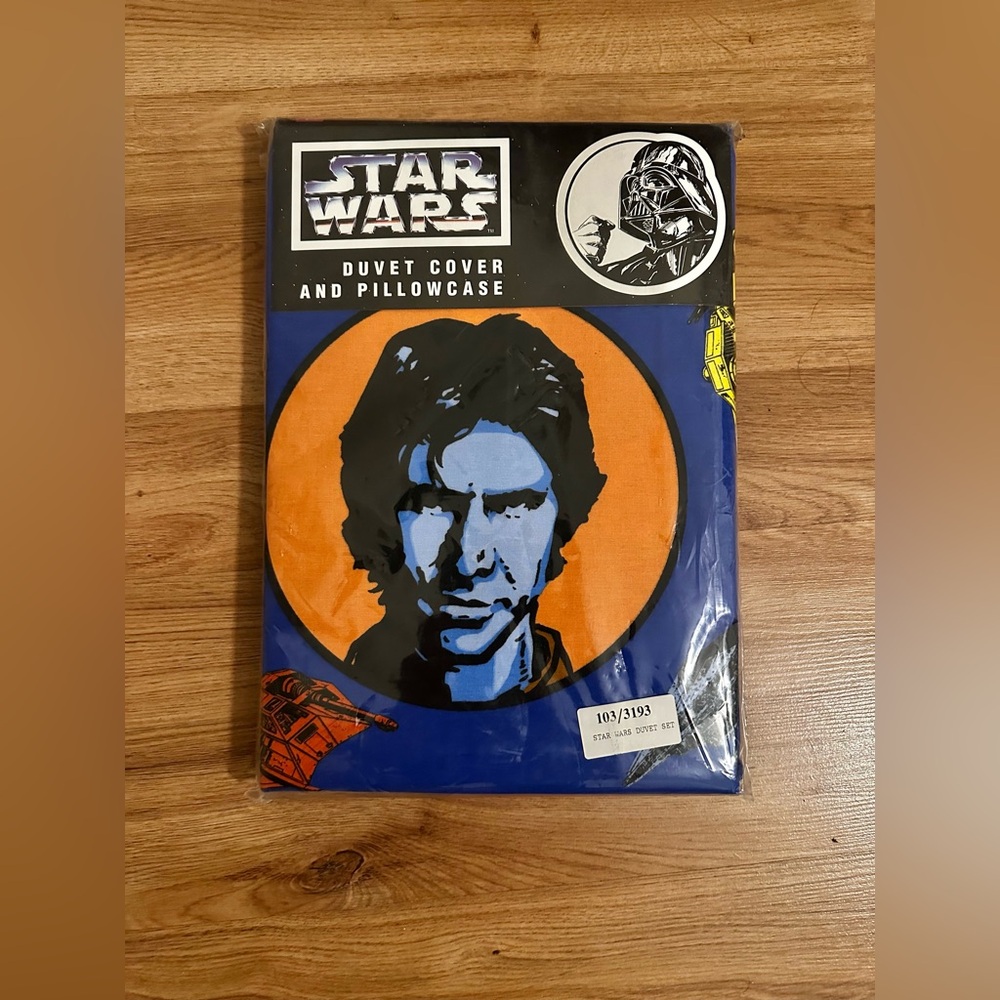 Star Wars Vintage 1997 Duvet Cover and Pillowcase
Twin Size New in Package